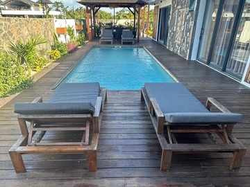 Charming Villa for Sale – Pereybere Modern Comfort | Private Pool | Peaceful Setting