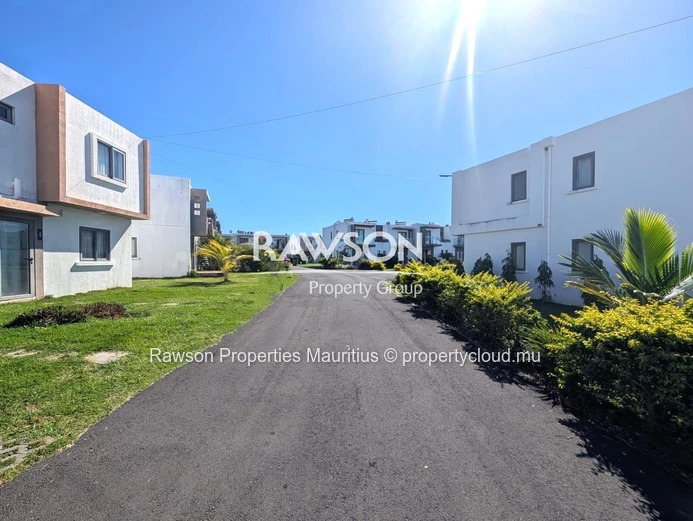 Mystic 7 — Furnished 2-Bedroom Duplex For Sale In Grand Gaube, Melville — Mur