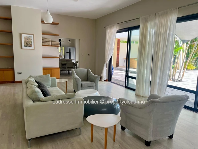 For Rent : Exceptional 4-bedroom property in a prime location of Foret Daruty.  