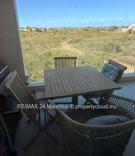 Second-Floor Apartment in Pereybere | Views