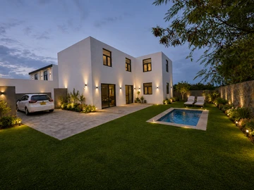 4 Bedroom Villa