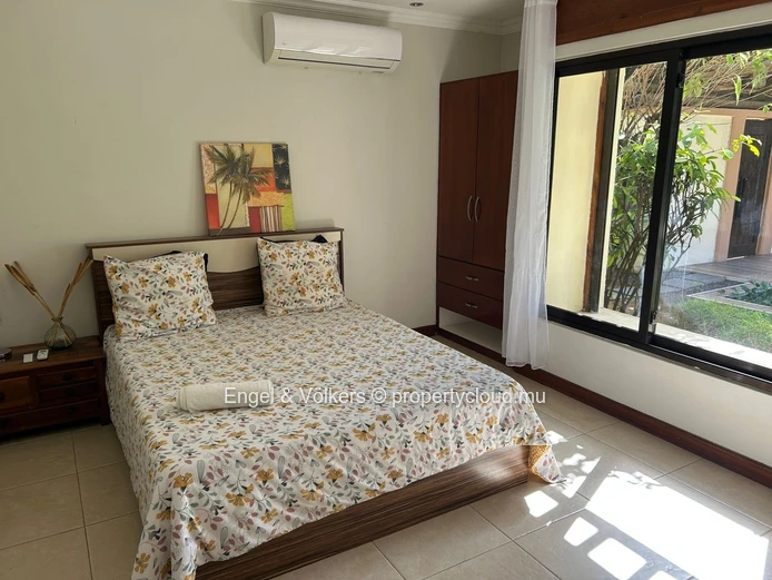 For Rent – Spacious 3-Bedroom Villa with Private Pool in a Secure Residence, Pereybere