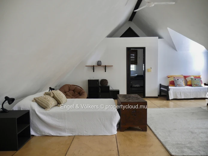 Seafront Villa with Private Pool for rent at Poste de Flacq