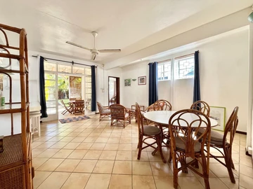 5 Bedroom Villa