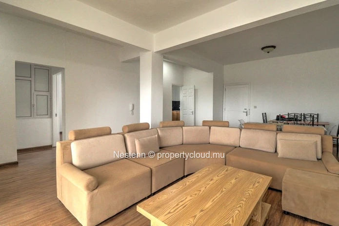 Appartement spacieux dans une résidence sécurisée