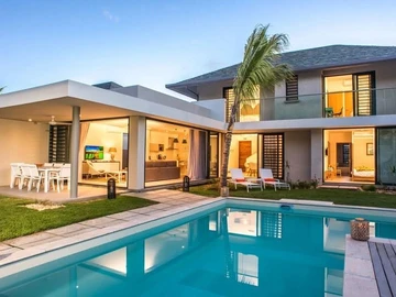 5 Bedroom Villa