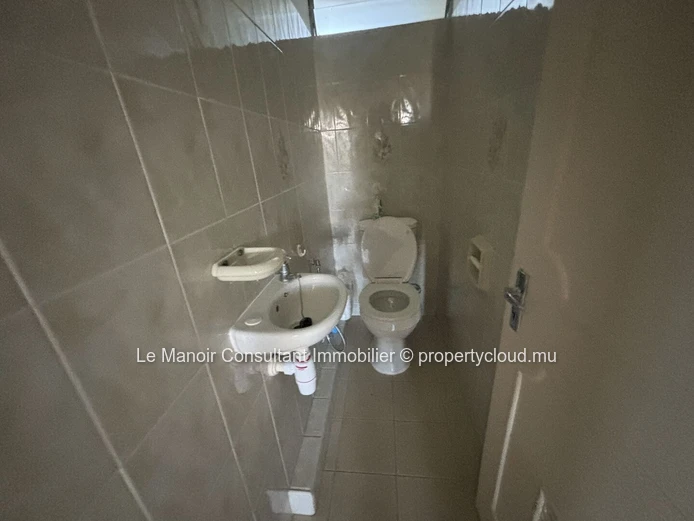 Appartement 3 chambres de 120 m² avec piscine à vendre à Albion