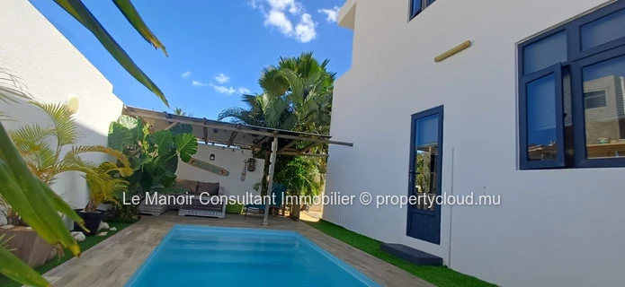 Modern furnished house with swimming pool, rooftop, and sea & mountain views