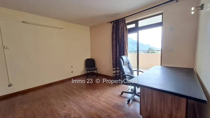 Penthouse - 3 bedrooms - Quatre Bornes - Ref. AP347453V