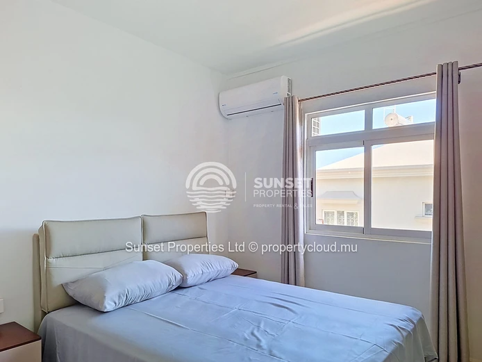 Renovated Penthouse | 3 Bedrooms | Quiet Residential Neighborhood