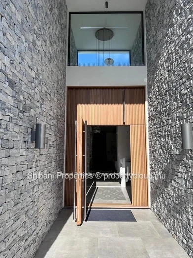Villa d’Exception de 4 Chambres à Vendre à Pereybere – Un Refuge Luxueux à Deux Pas de la Plage
