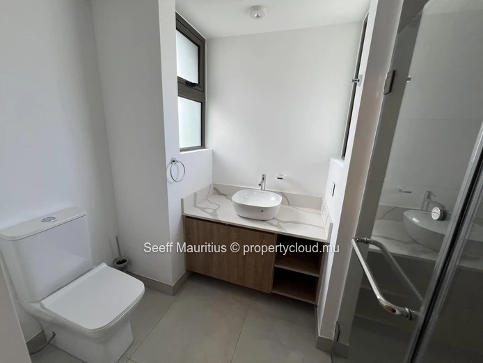 Villa neuve de 4 chambres proche de l'école