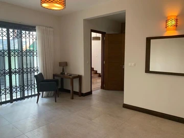 4 Bedroom Villa
