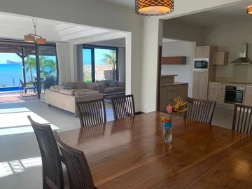 4 Bedroom Villa