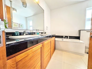Villa pieds dans l'eau de 3 Chambres a coucher à Roches Noires