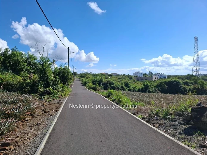 683.6 m² Land in Belle Mare – 5-Minute Drive to Public Beach