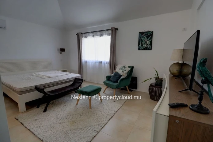 Charmante villa de 3 chambres avec piscine privée à Péreybère
