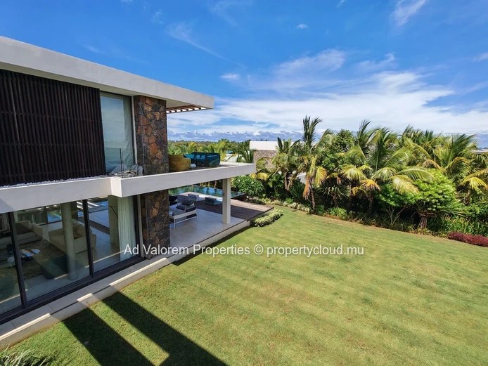 Villa de Prestige à Anahita IRS – Élégance, Confort et Vue Mer