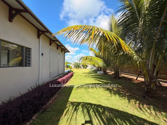 Beautifully Designed Villa Offering Indoor-Outdoor Living in Grand Baie