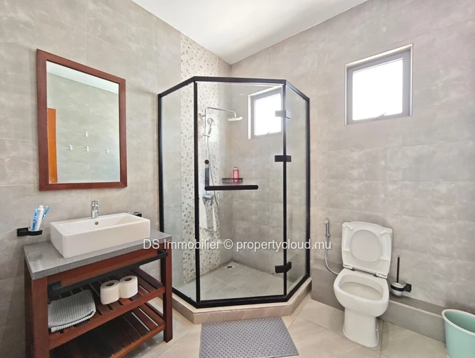4-Bedroom Villa For Rent – Grand Baie – Private Residence – North