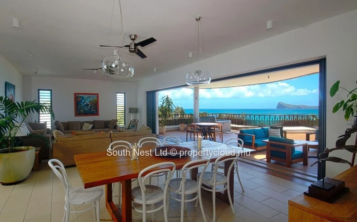 Superbe penthouse avec vue mer : 3 chambres / 3 salles de bains avec jacuzzi