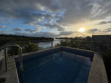 Stunning Two-Bedroom Penthouse with Nature Views – Rivière Noire