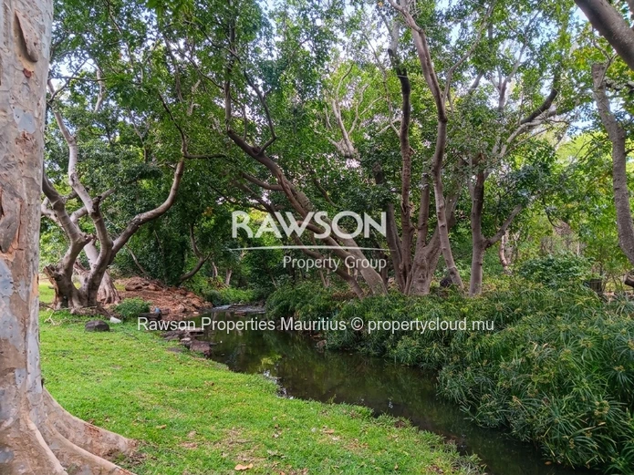 À louer – Spacieuse maison familiale de 4 chambres à coucher au Domaine de Belle Isle, Bambous – 125 000 Rs par mois
