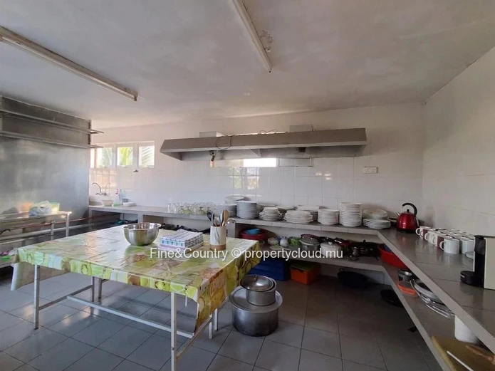 For Rent – Exclusive Seafront Rooftop Bar