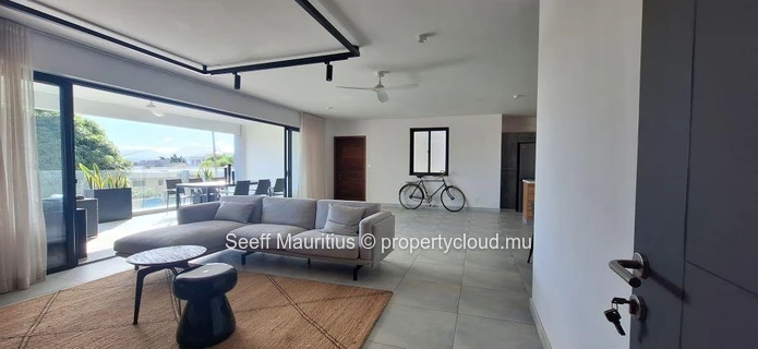 Appartement moderne avec terrasse et vues 