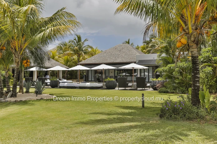 Villa de prestige 4 chambres en suite au cœur du domaine d’Anahita avec vue golf & mer – Ile Maurice
