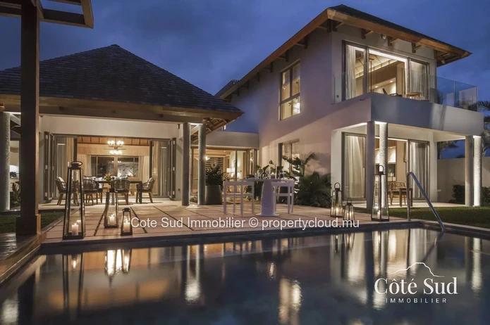 FOR SALE - Spacious 4 Bedroom Villa in Le Chaland