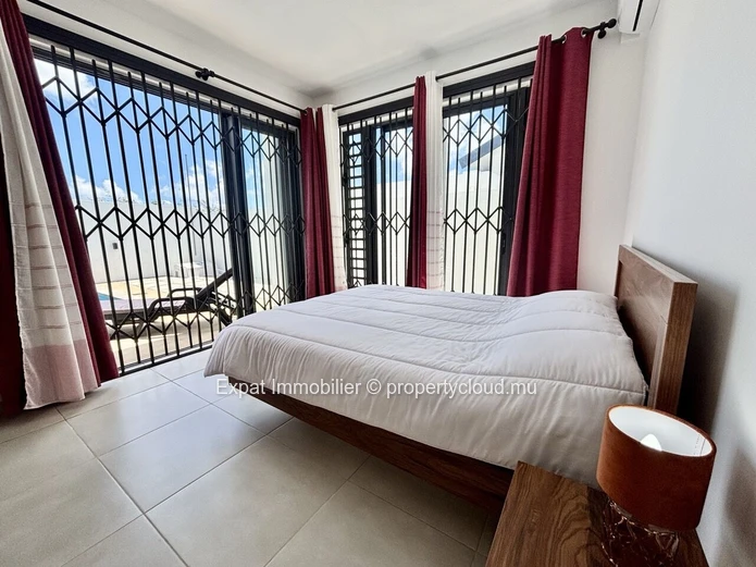 Single-Storey Villa, 3 Bedrooms, Spacious Areas And Swimming Pool (12 M) – Pereybere