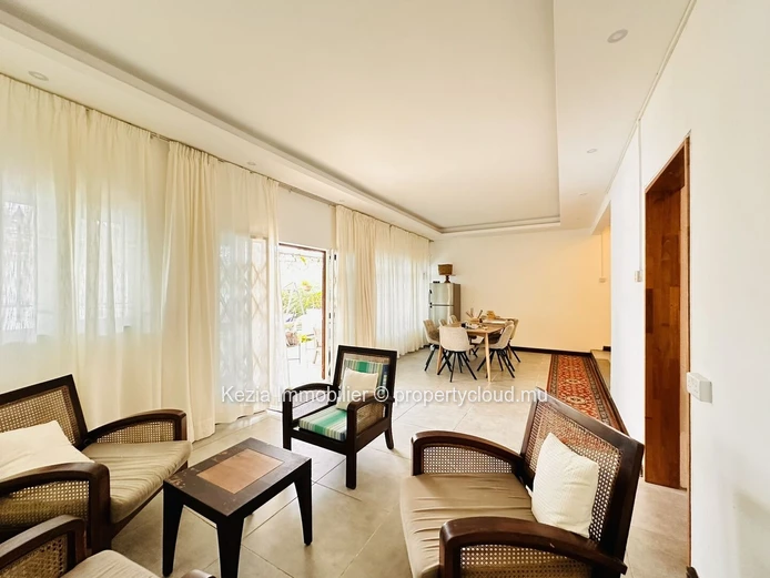 Charming Villa In Calodyne