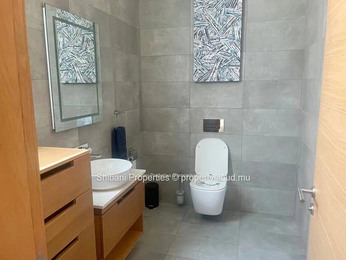 Villa d’Exception de 4 Chambres à Vendre à Pereybere – Un Refuge Luxueux à Deux Pas de la Plage