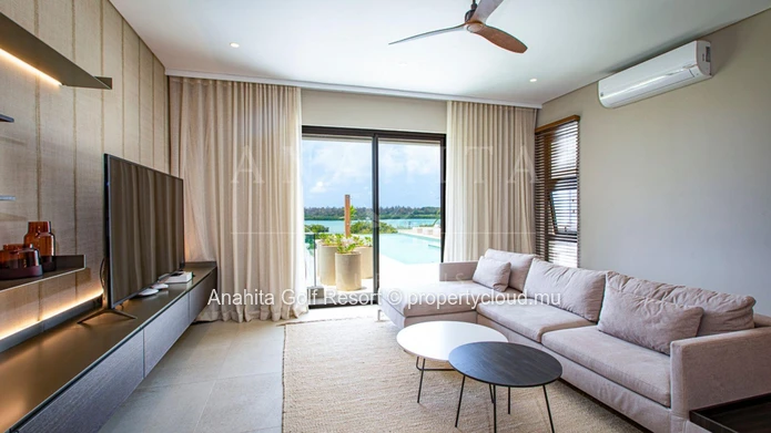 Rive Est Villa H43