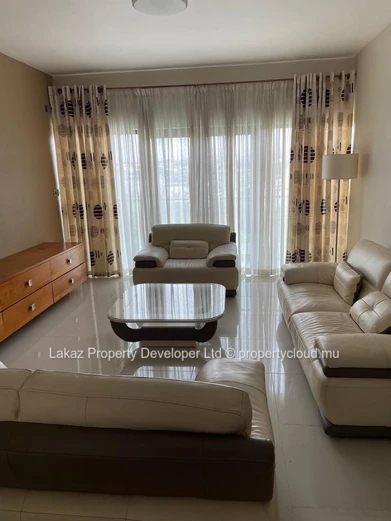 Great Deal in Sodnac: 3-Bedroom Apartment + Double Garage