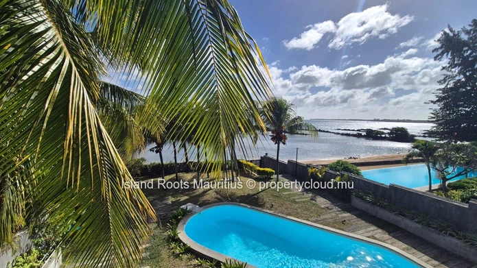 For Rent (Long Term) – Modern Beachfront Apartment In Trou Aux Biches