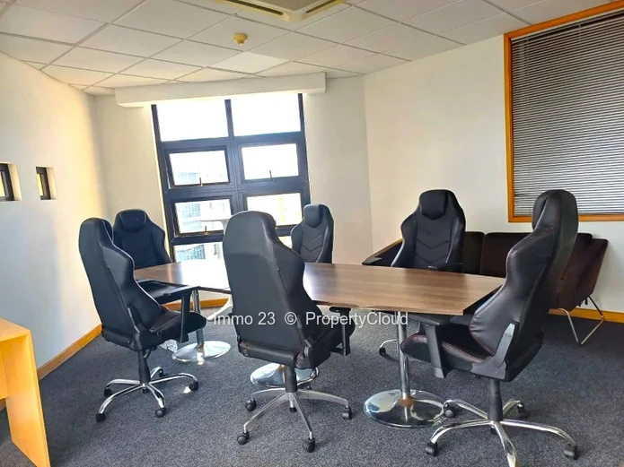 Office - 220m2 - Ebène