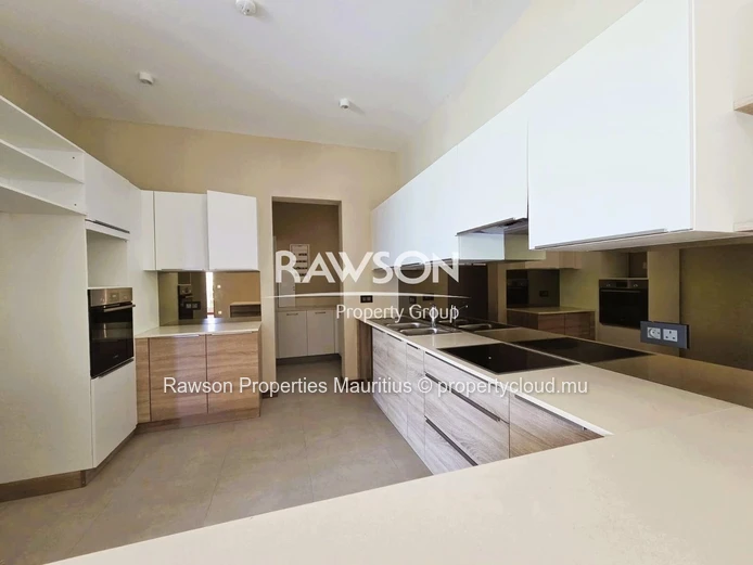 Luxueux Appartement A Pointe Aux Canonniers