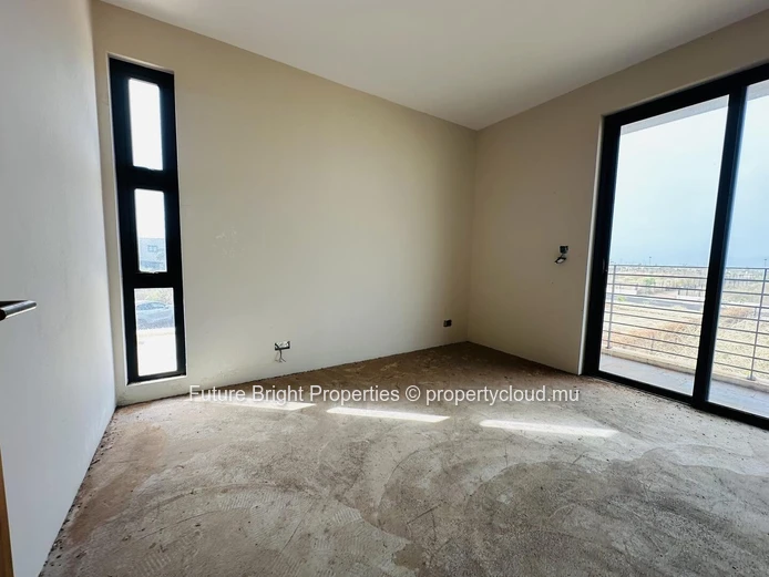 Maison à vendre sur la côte ouest (Green Creek) – Beau potentiel à personnaliser