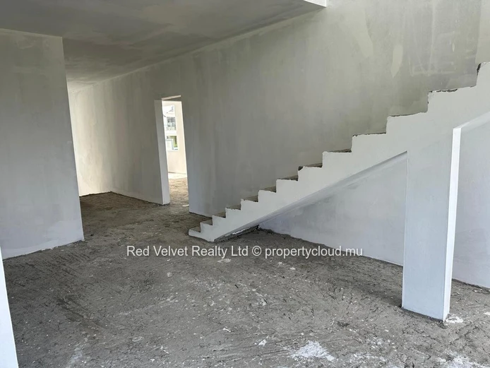 Maison récemment construite à vendre à Sodnac, Quatre Bornes