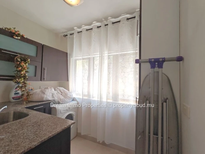Stunning Apartment With Sea View & Private Pool In Black River – Mauritius