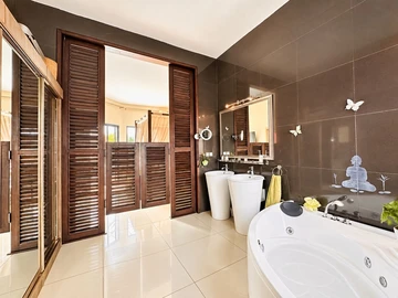 3 Bedroom Villa