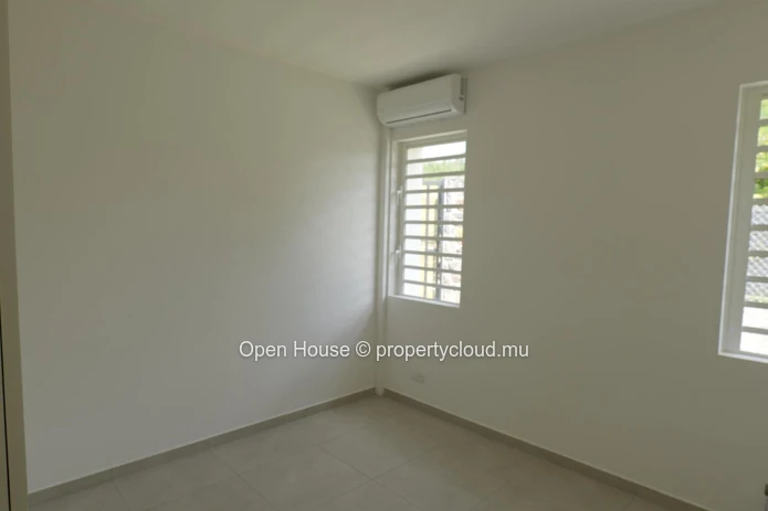 Furnished villa for rent in Forbach, 320m², 5 bedrooms, private pool, accessible to foreigners, rental with or withou...