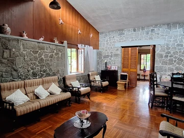7 Bedroom House