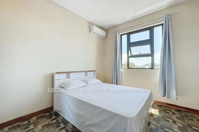 Apartment located on the 2nd floor at 5 minutes walk from the beach