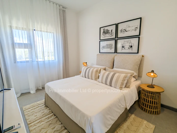 Experience the epitome of elegance and security at St. Antoine Residence Beachfront Apartment .
