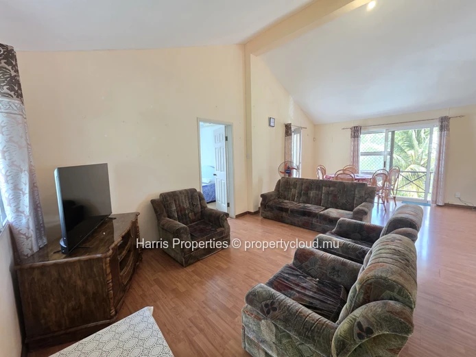 Magnifique appartement au premier étage à louer à Péreybère