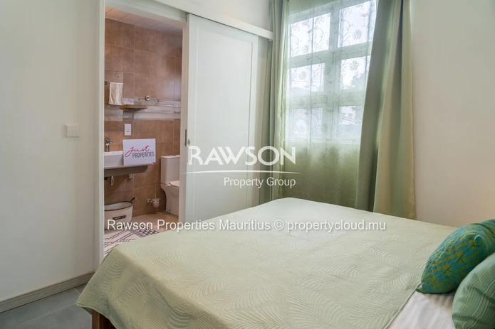 Furnished Apartment | 2 En-Suite Bedrooms | Sea View | Trou D’Eau Douce