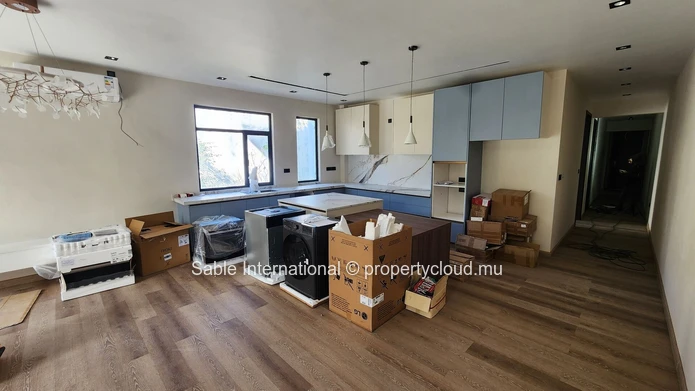 SeaView 3-Bedroom Apartment for Sale in Pereybere with rooftop shared Pool